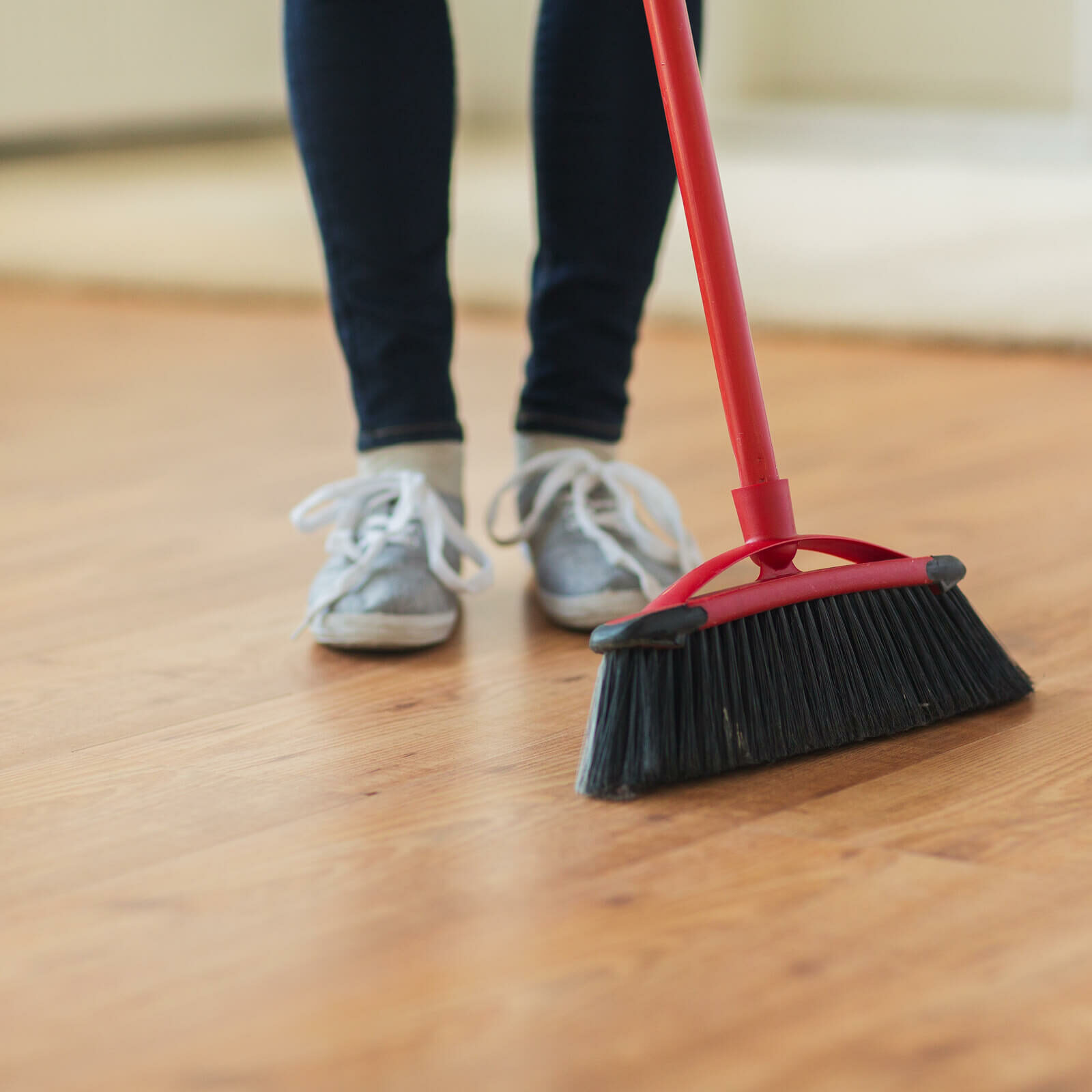 Laminate floor cleaning | Clark Dunbar Flooring Superstore